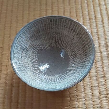 A 128 三島茶碗・五代六兵衛造 ( 坐忘斎箱書付き )