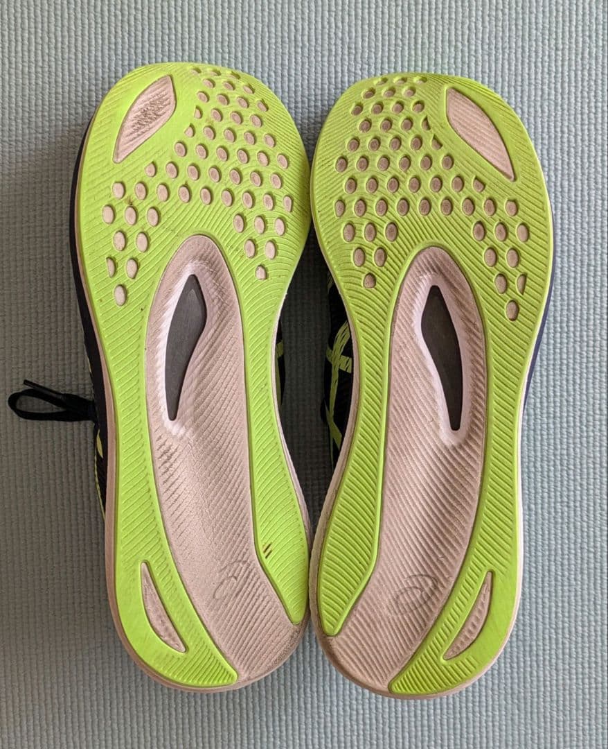 アシックス asics マジックスピード3 28.0cm ワイドです。