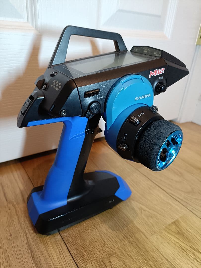 SANWA M12 送信機のみ アクティブホビー製ステアリングホイール付き