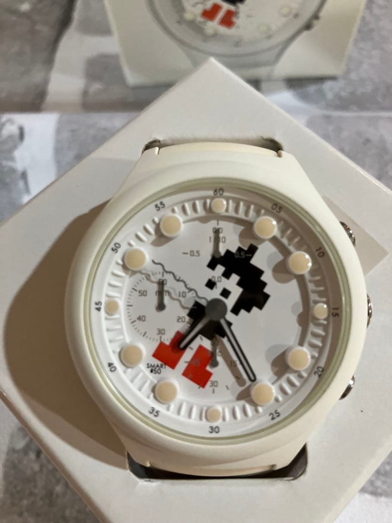 手塚治虫生誕80周年記念アトム腕時計 未使用品タグ付き　シリアルナンバー100