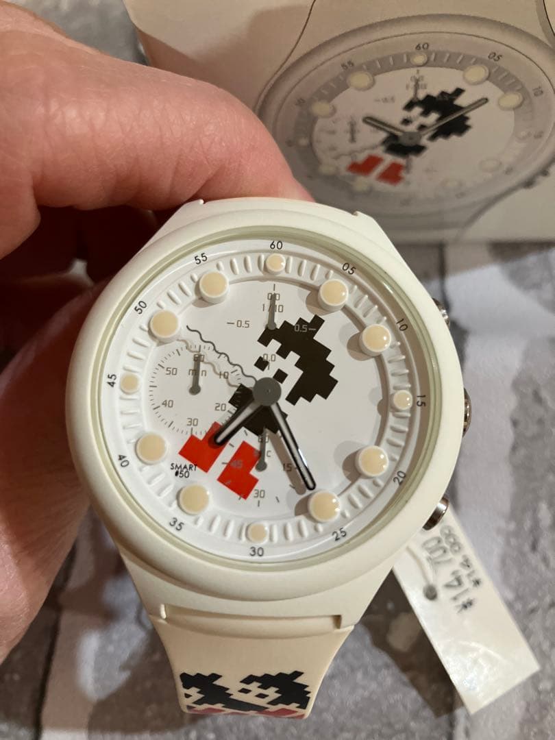 手塚治虫生誕80周年記念アトム腕時計 未使用品タグ付き　シリアルナンバー100