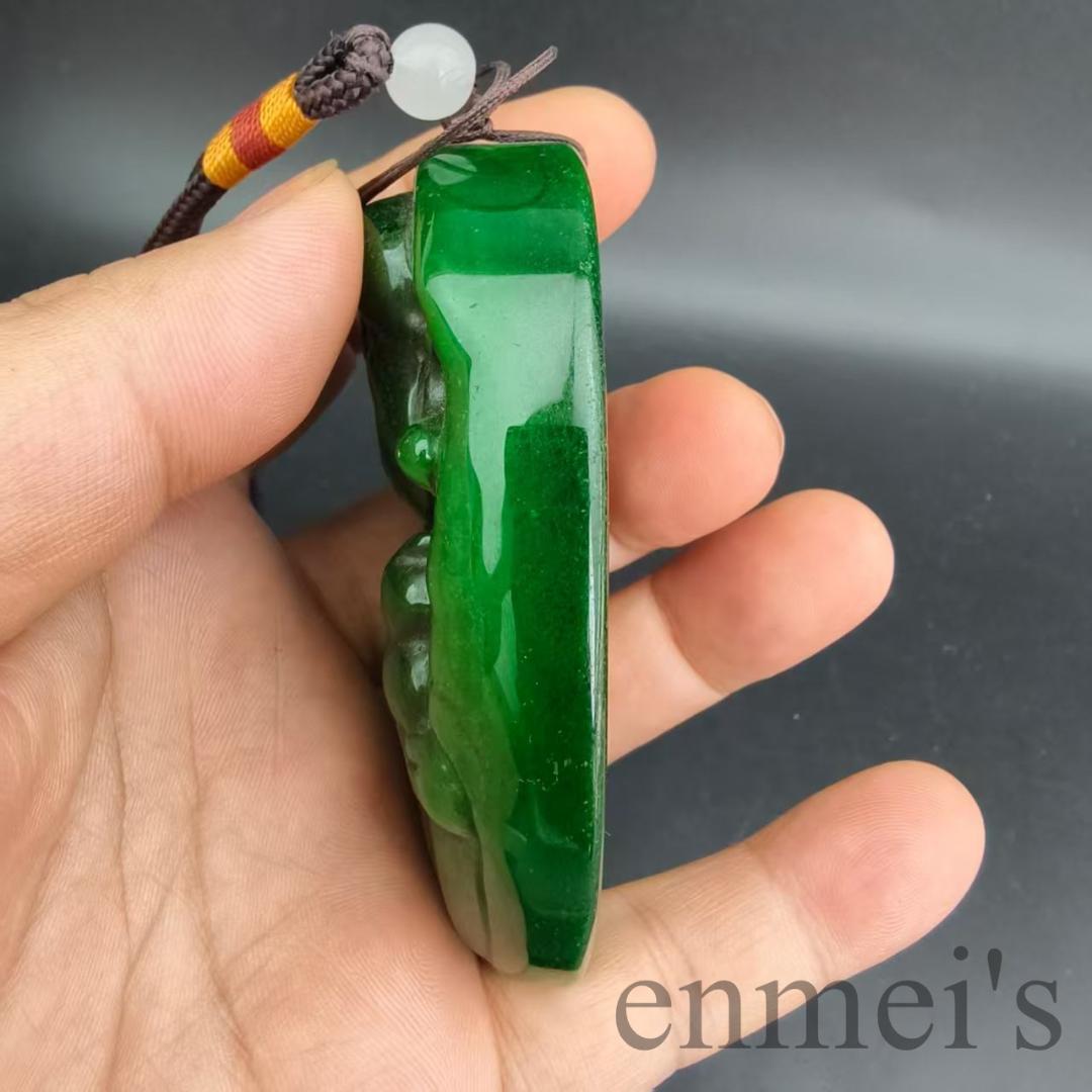 中国古美術 ミャンマー 満緑 翡翠 招財仏 把玩件 手工細彫 古玉 ペンダント