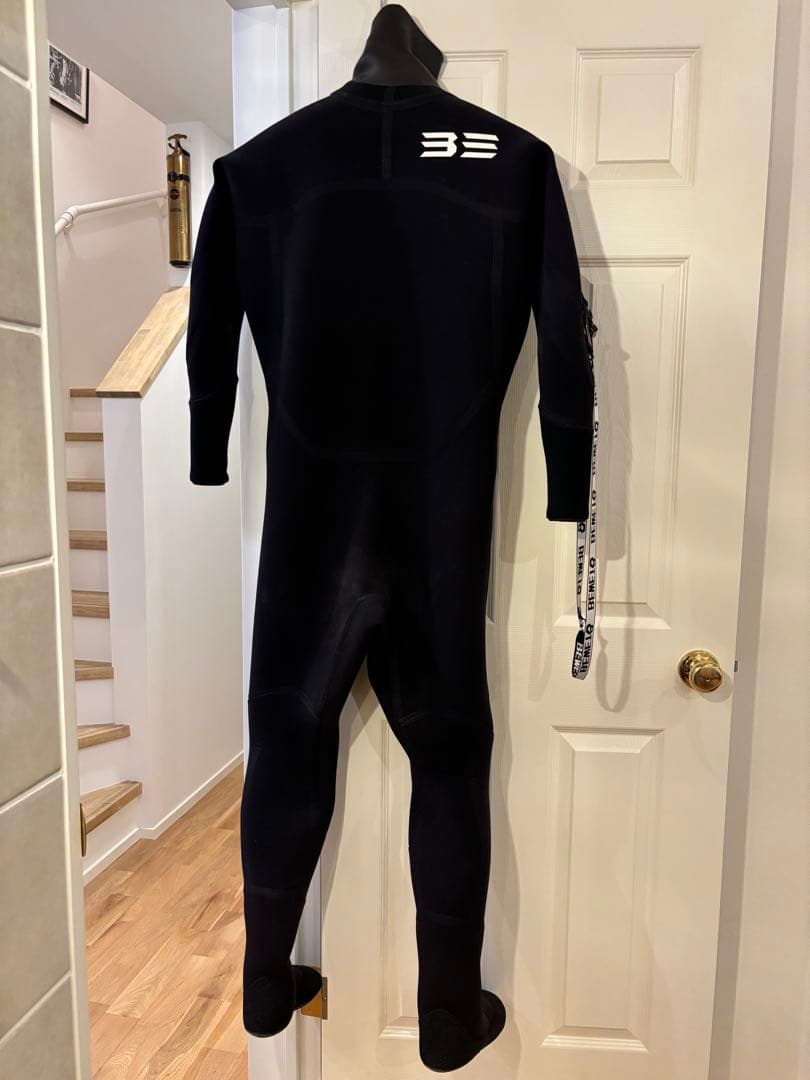 BEWET サーフ　ドライスーツ　ビーウエット　フルスーツ　5×3mm ブラック