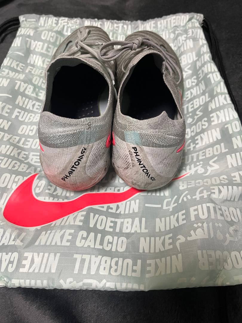 Nike Phantom サッカーシューズ