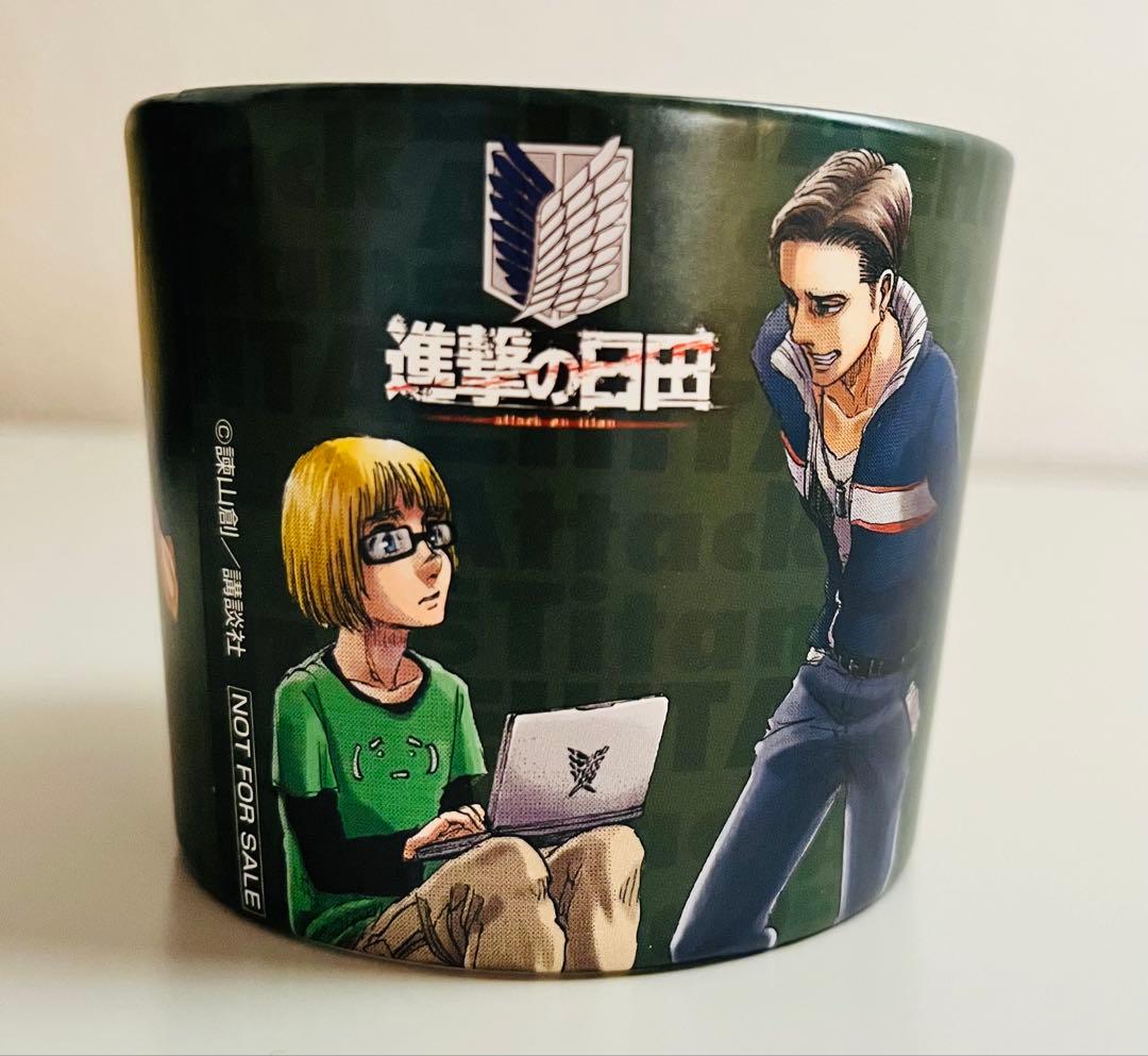 進撃の巨人 原作絵 進撃の日田　非売品ポストカード・ステッカー・スリーブ等9点