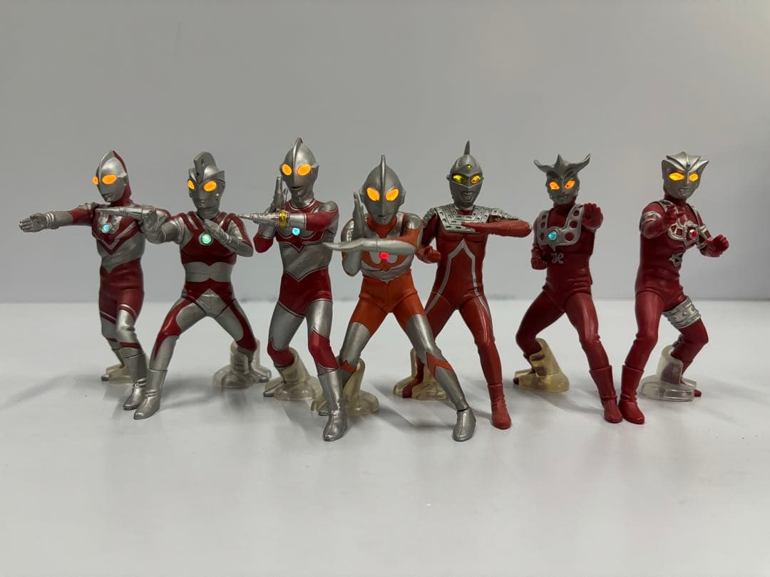 ウルトラマン アルティメットルミナス　9体 セット ルミナスユニット付