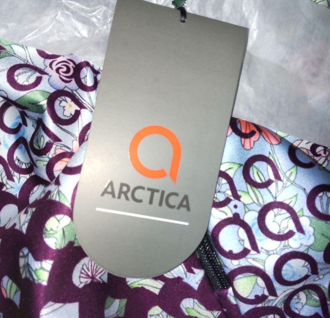 新品タグ付き ARCTICA FIS 対応ワンピース