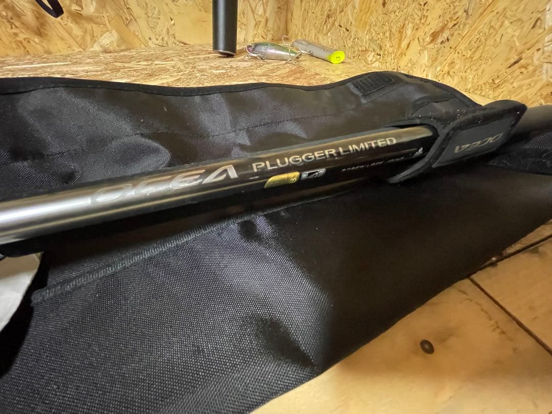 SHIMANOオシアプラッカーリミテッドS83MH ロッドケース付き