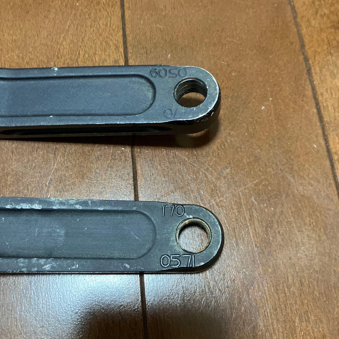 RACE FACE FORGED クランクセット　38tチェーンリング付き