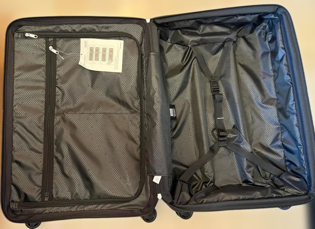 サムソナイト スーツケース　アップスケープ スピナー68 エキスパンダブル