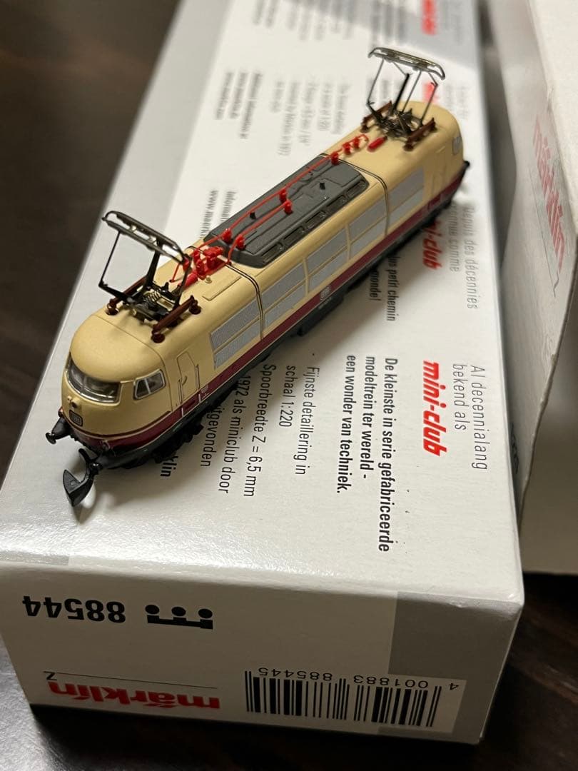 märklin Zゲージ 電気機関車 BR103、Eurofima客車セット