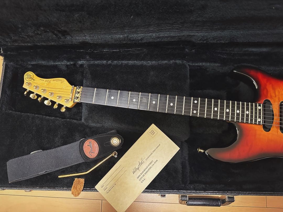 【クレヨン7色】Valley Arts Custom Pro USA