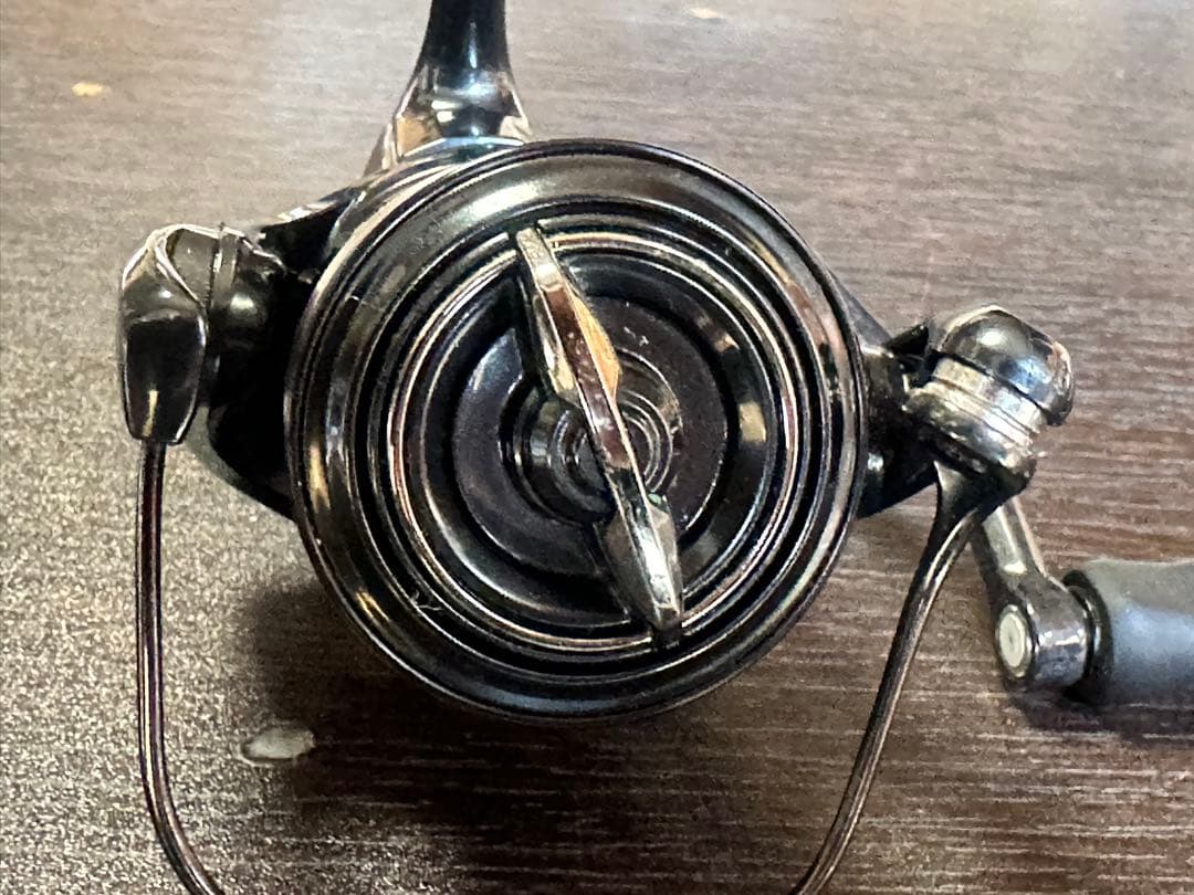 シマノ 19ヴァンキッシュ C2000SHG スピニングアジング　メバリング