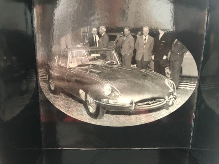 1/43 ixo JAGUAR E TYPE 50周年記念モデル ガンメタリック