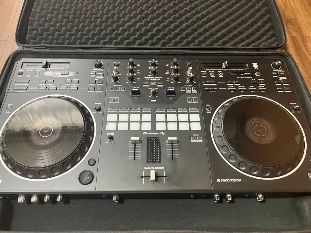 ロネル　Pioneer DDJ-REV-5 UDGケース付き