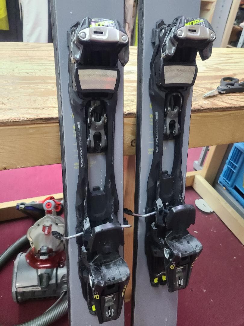 192 DPS ウェイラー 115 + L TOUR F12 + G3 シール