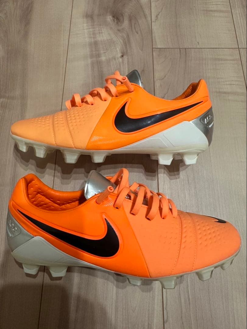 Nike CTR 360スパイク【オレンジ】収納バッグ付き