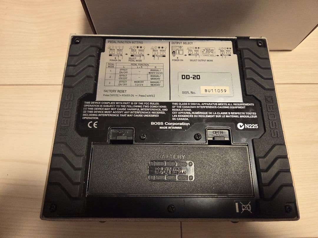 ギター BOSS DD-20 Digital Delay Giga Delay