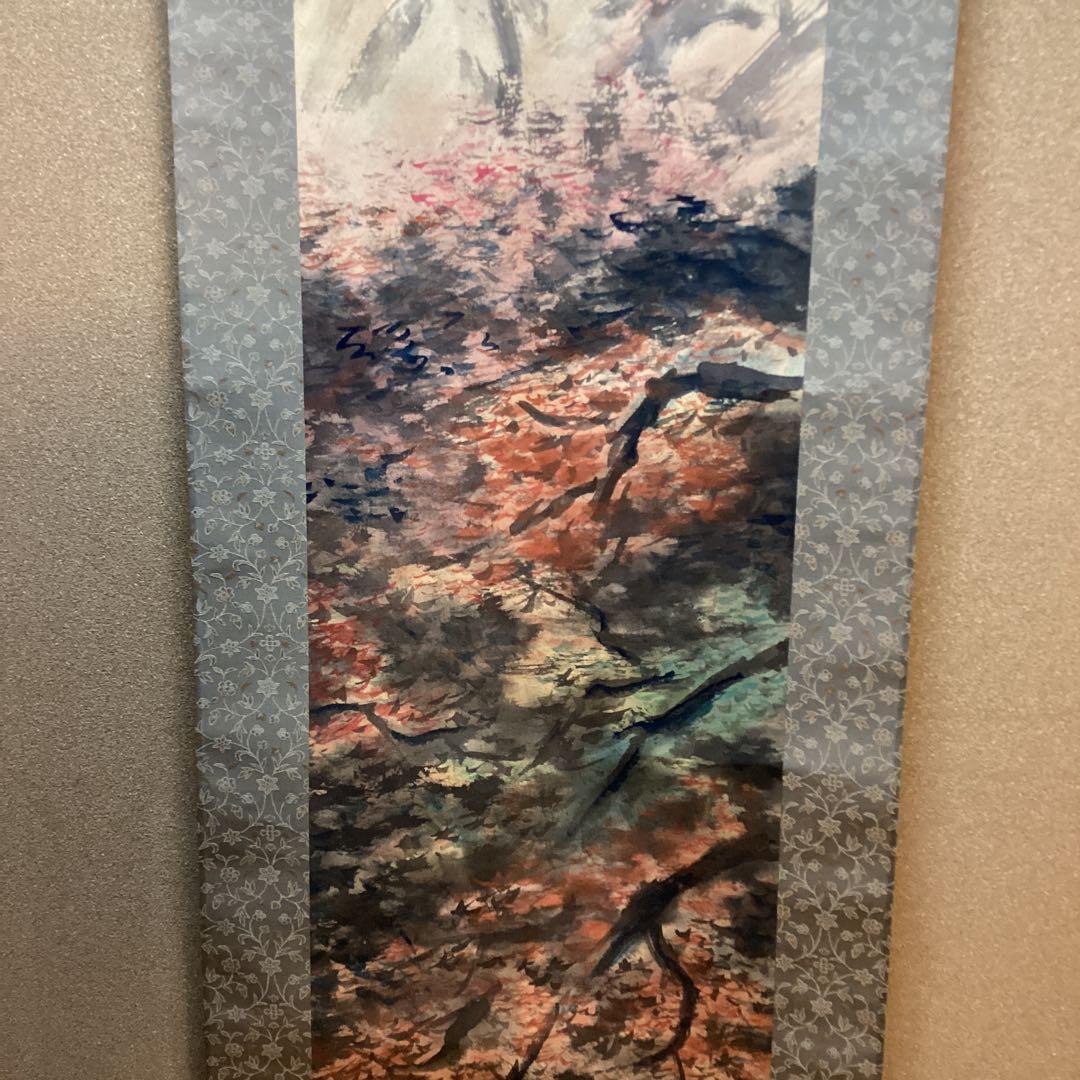 富田渓仙　絹本着色【秋景紅葉乃瀧】　渓仙自題箱　二重箱肉筆画　真作保証　NO21