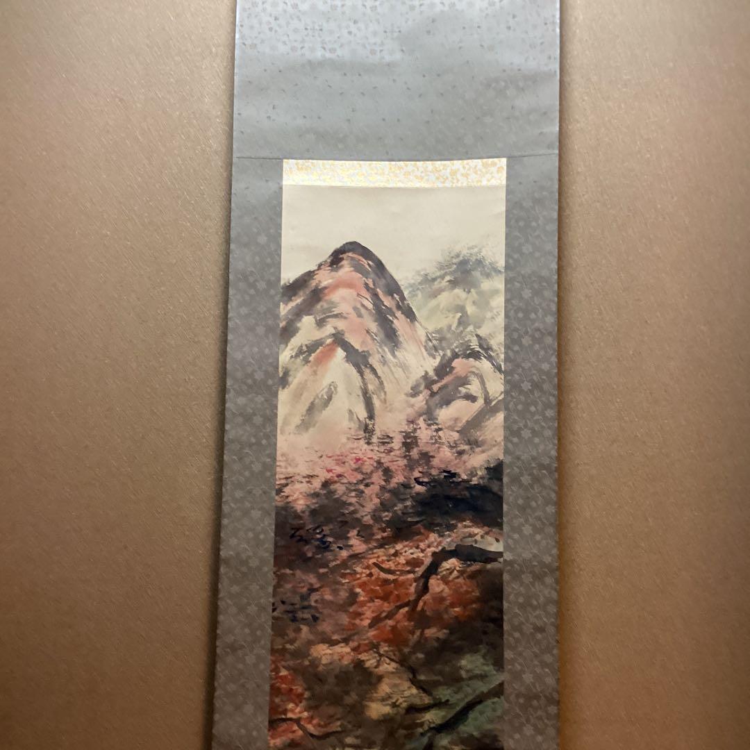 富田渓仙　絹本着色【秋景紅葉乃瀧】　渓仙自題箱　二重箱肉筆画　真作保証　NO21