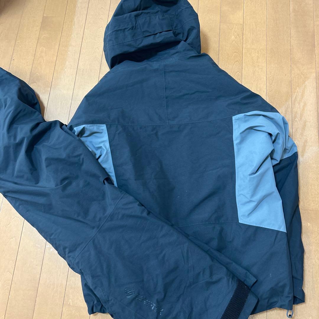 現行品！ダイワゴアテックスコンビアップウィンタースーツ　DW-1824 Lサイズ