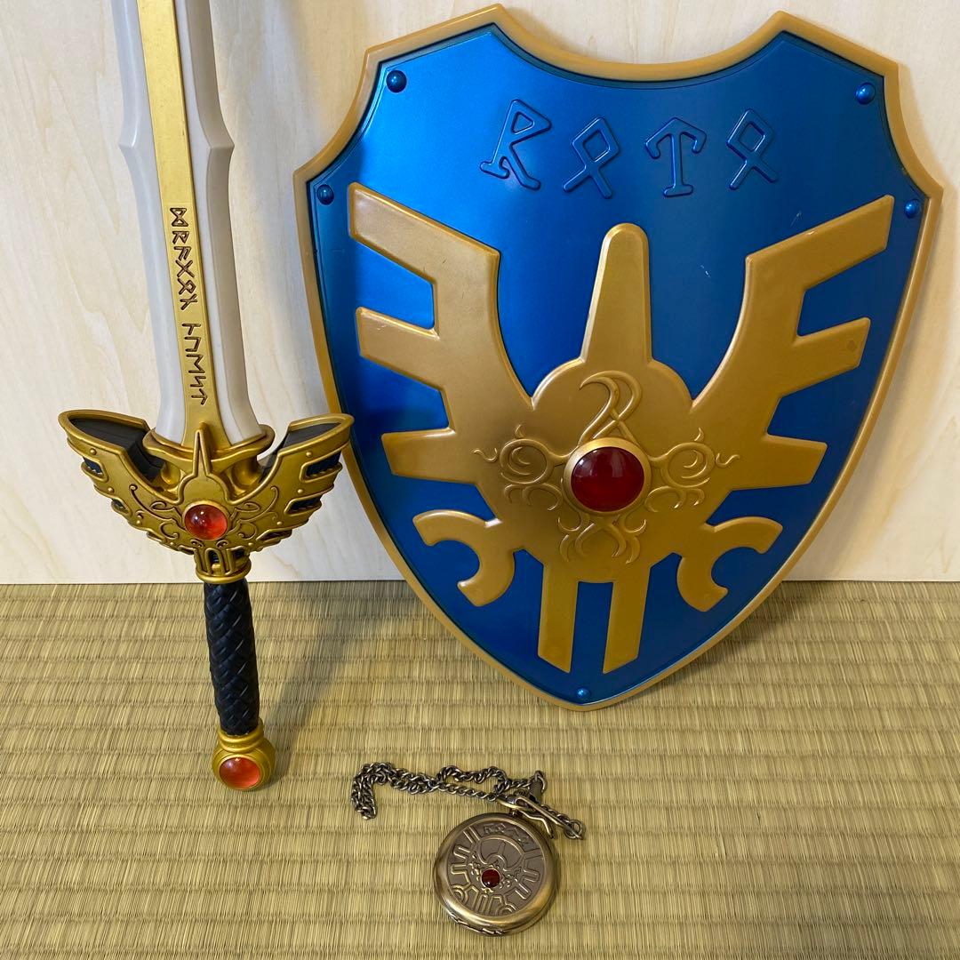 ロトの剣 ロトの盾 ロトのしるし(懐中時計:金) 3点セット