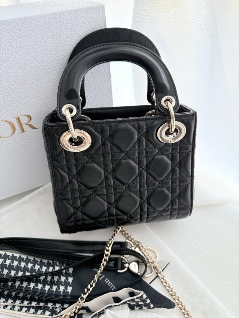 Oguchlプラックレザーショルダ