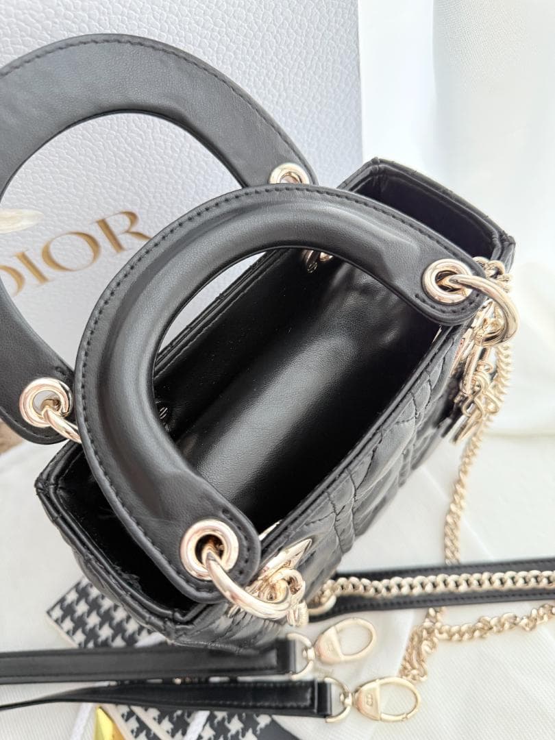 Oguchlプラックレザーショルダ