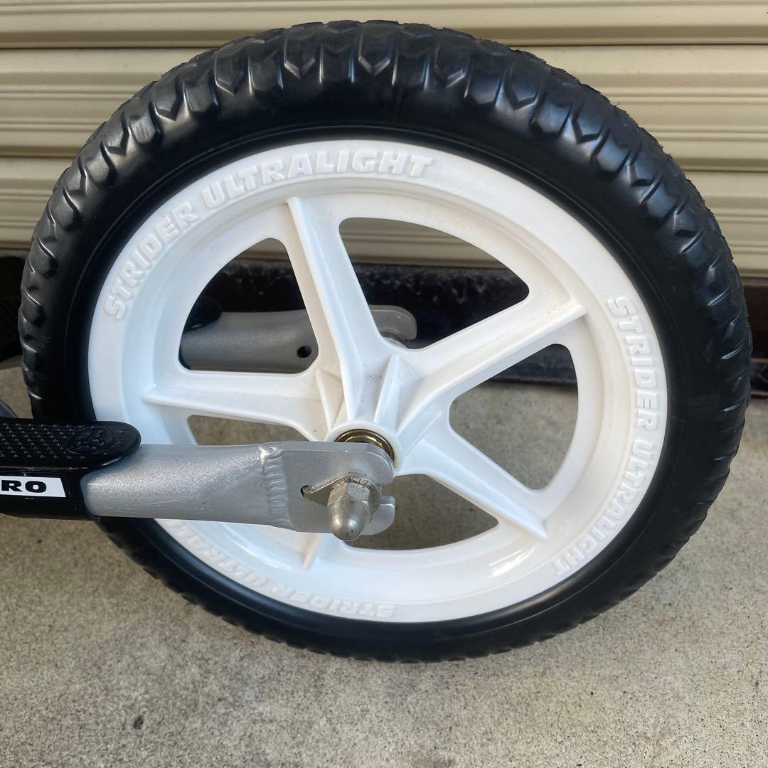 極美品STRIDER 12 PRO silver ストライダー12プロ シルバー