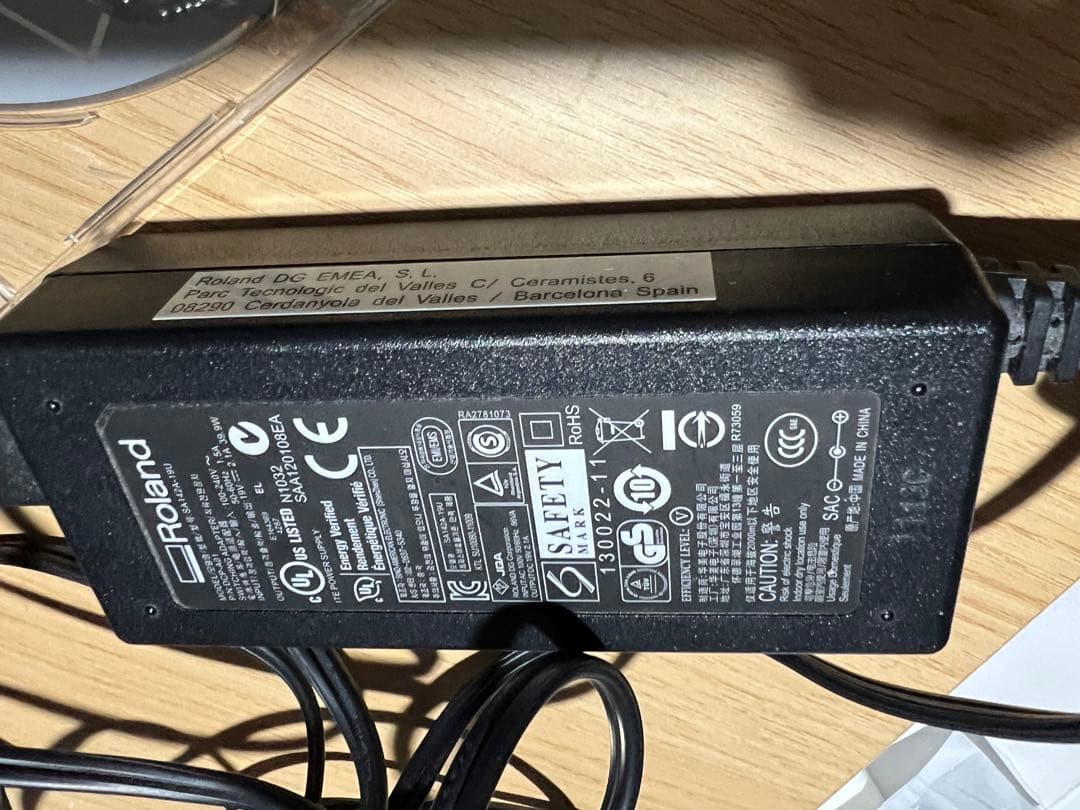 Roland SV-8カッティングマシン