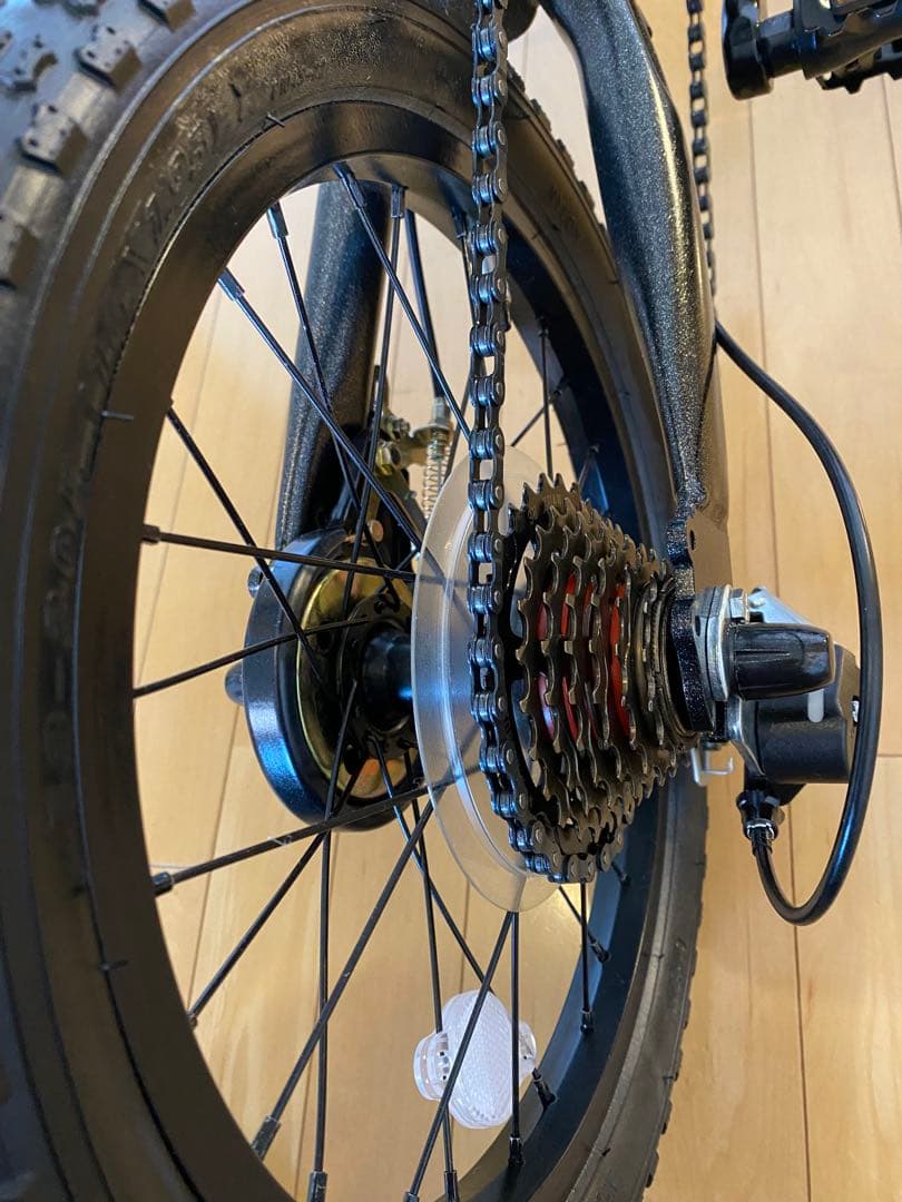 ほぼ新品　ミニベロ 16インチ　ブラック