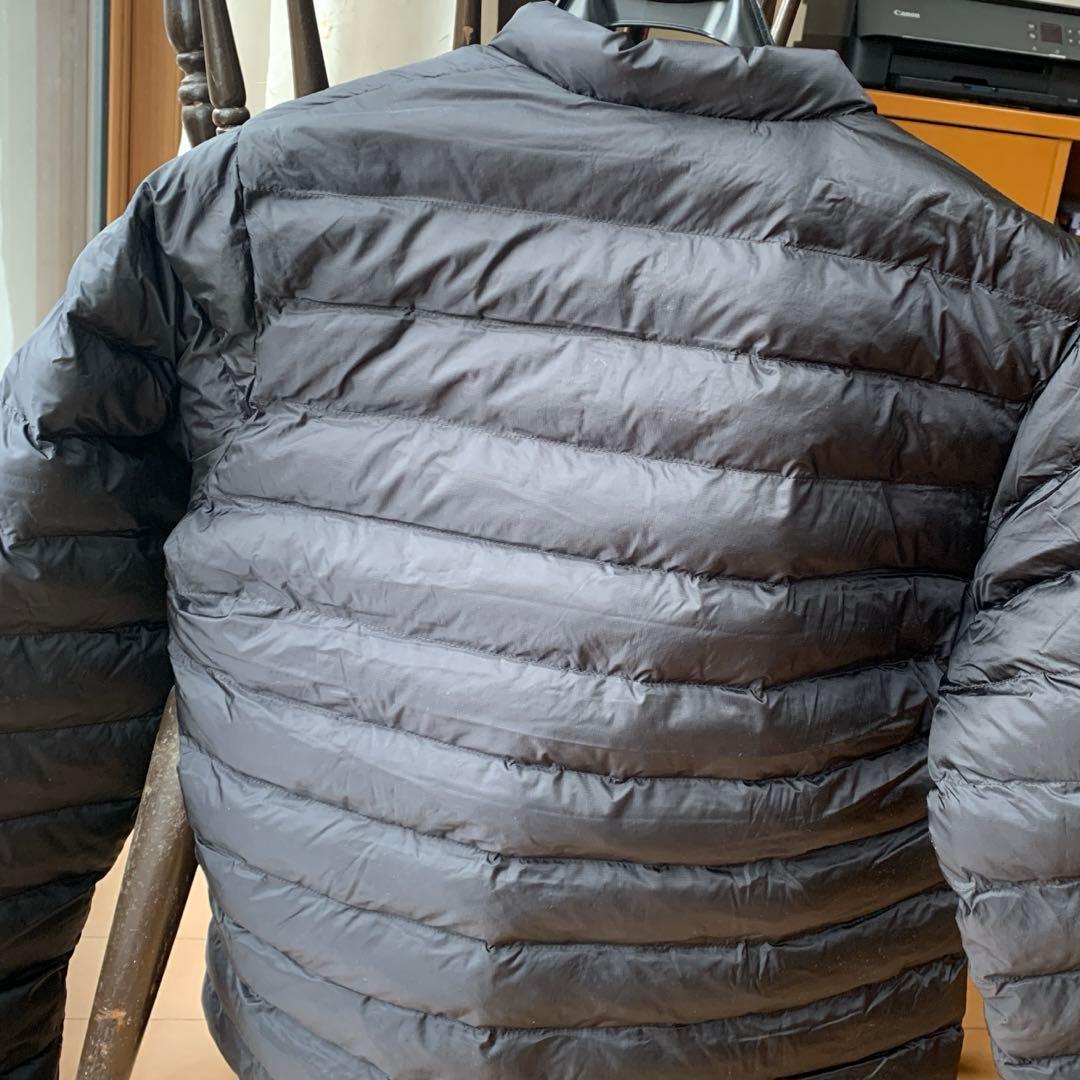 YONEX ブラック ダウンジャケット