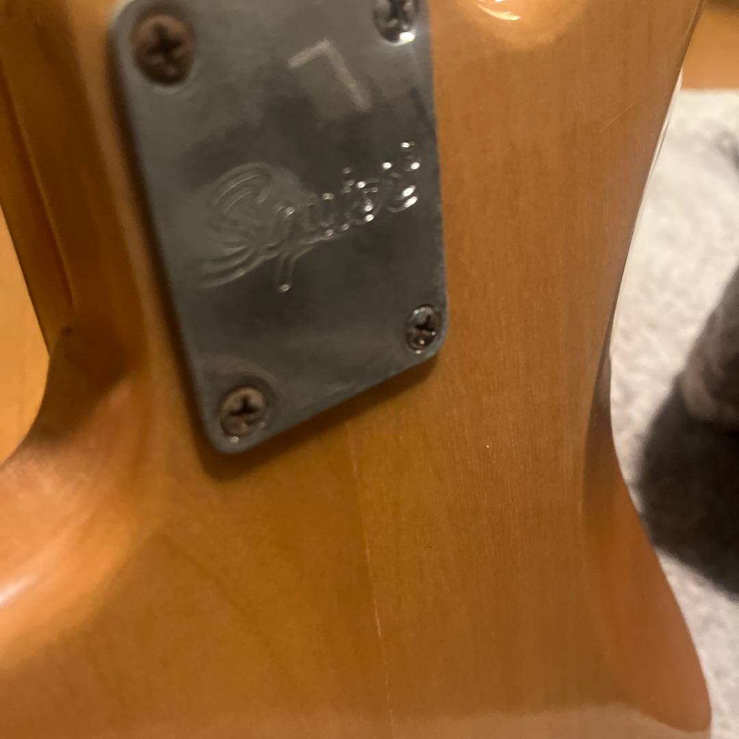 な*じ様 Squier ベース ナチュラルウッド 4弦