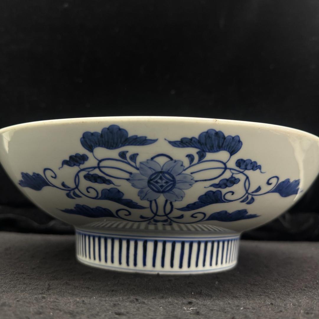 年末値下げ！鍋島焼　染付松竹梅文大鉢 （江戸時代後期　19世紀中頃）高台櫛目文