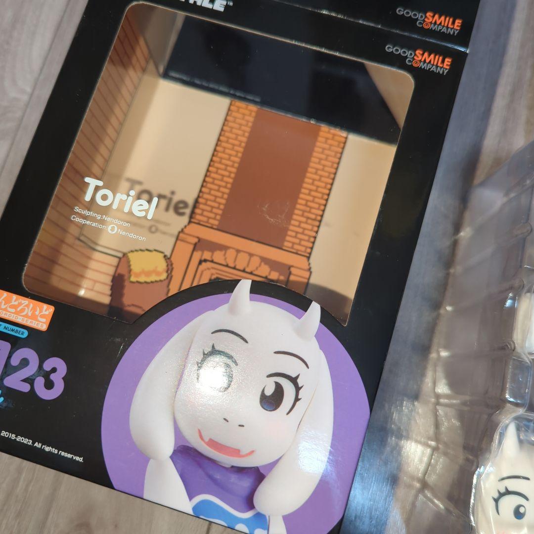 ■　undertale　トリエル　フィギュア　ねんどろいど　アンダーテイル