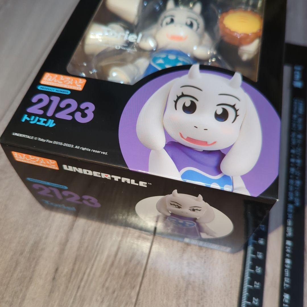 ■　undertale　トリエル　フィギュア　ねんどろいど　アンダーテイル