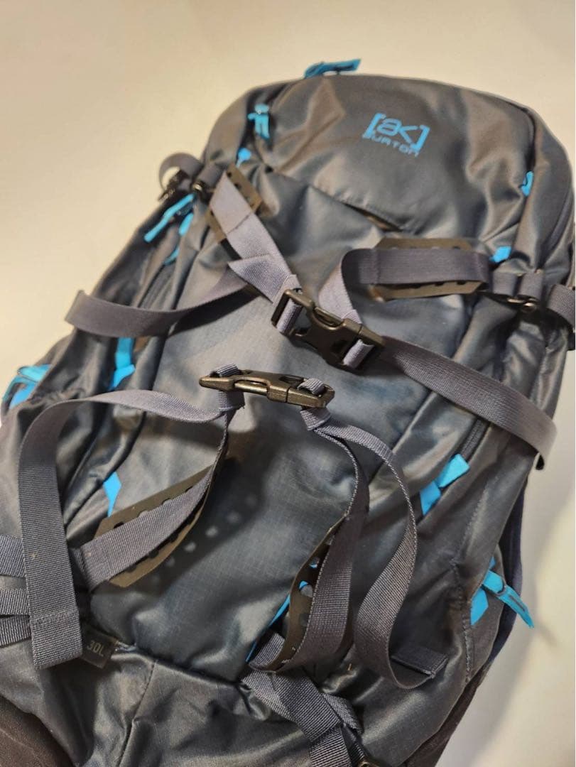 BURTONバートンak INCLINE30Lバックパック
