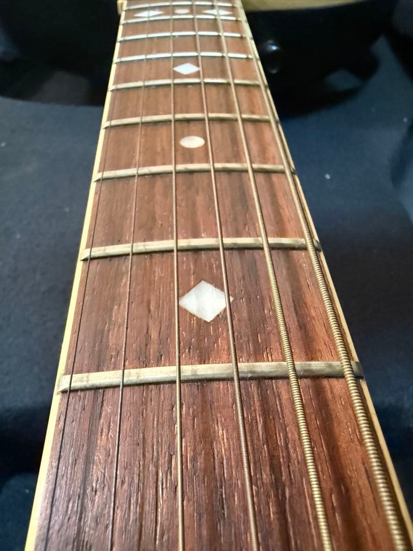 Ovation Celebrity Deluxe CC257 ハードケース付き