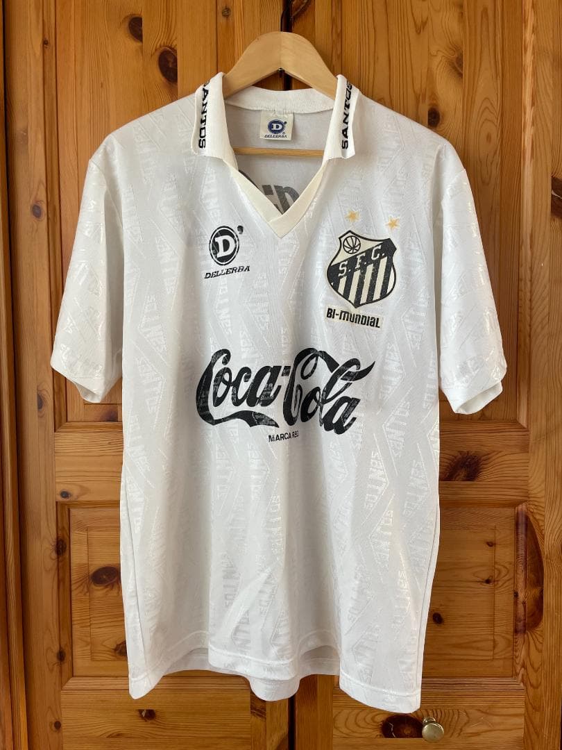 デレルバ　サントス　ユニフォーム