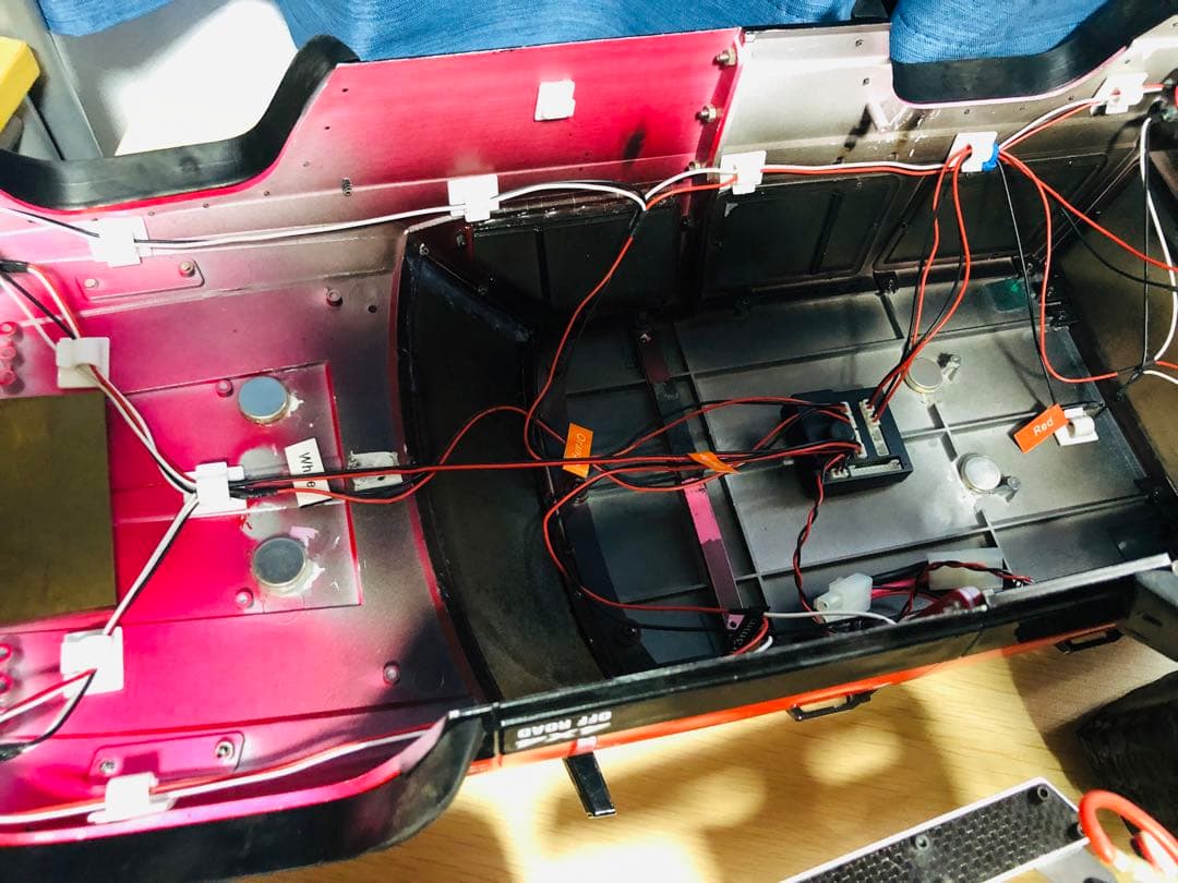 ラジコン　クローラー　クローラーラジコン