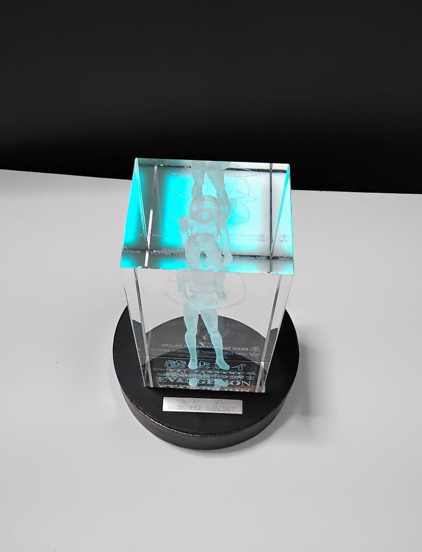 エヴァンゲリオン　3D CRYSTAL ART 綾波レイ
