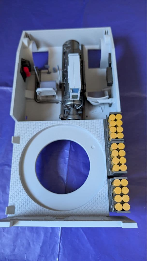 パ*キ様 今月末まで出品！アシェットガルパン増刊号からNO85巻まで製作済み