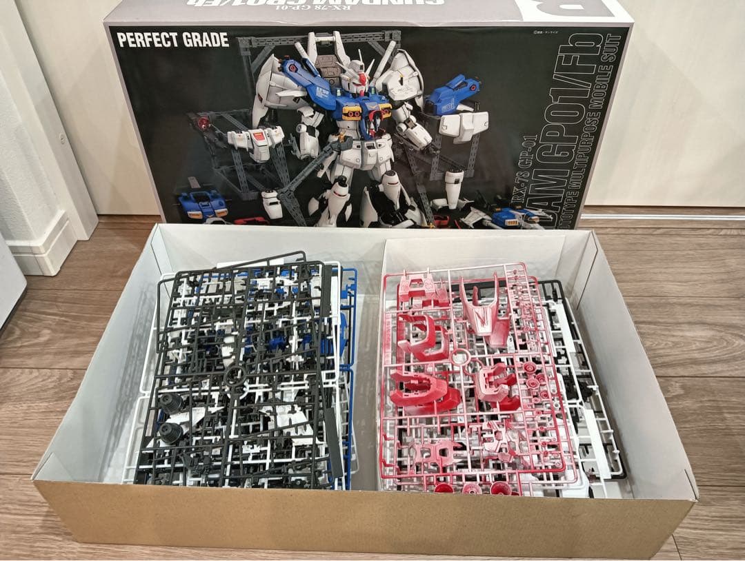 PG GP01 ガンダム試作1号機 完成品 ジャンク品