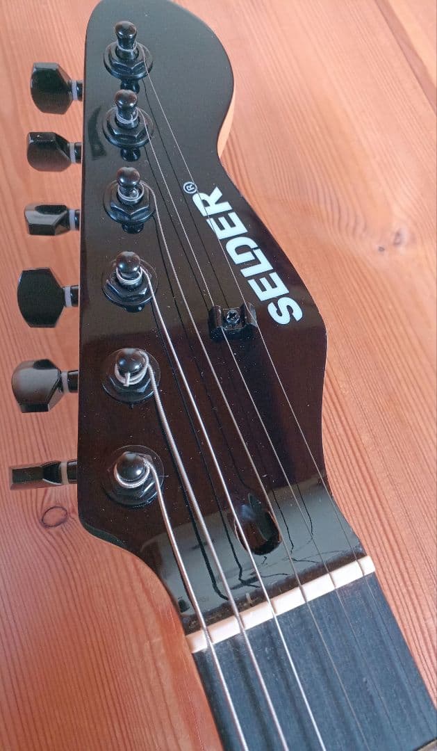 エレキギター　セルダー　selder　ストラトキャスター