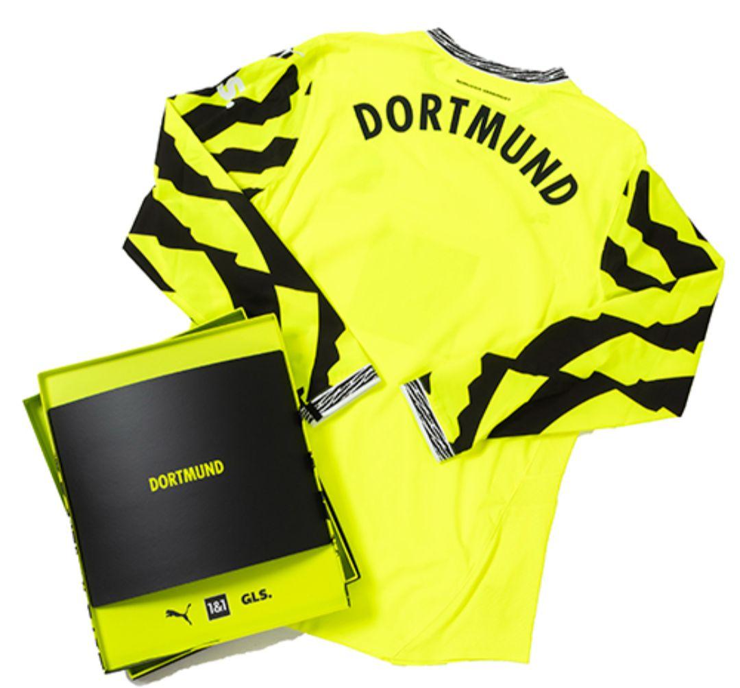 新品‼️PUMA 2024-25 ドルトムント 長袖 記念ユニフォーム　未着用