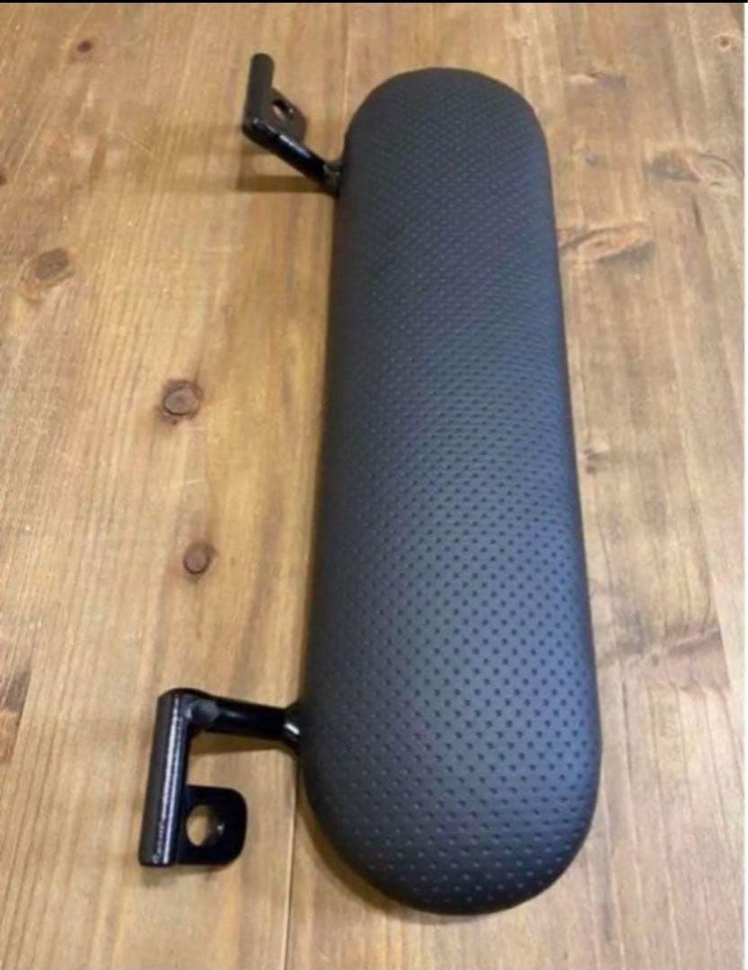 ハイエース200系　スーパーGL フットレスト　運転席側&助手席側　足おき台