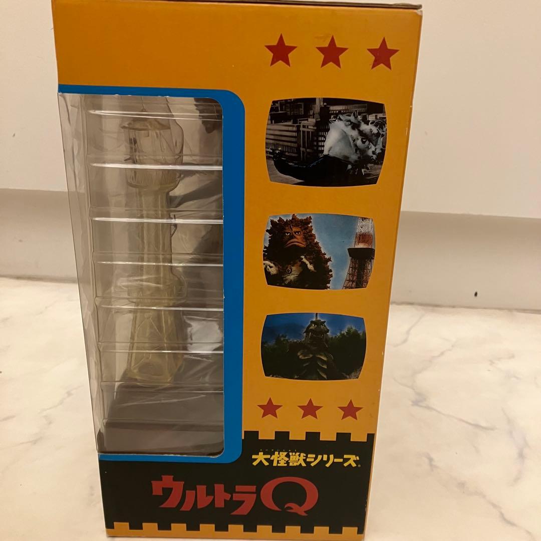 X-PLUS 大怪獣シリーズ ウルトラQ 少年リック限定　変身 巨人　モノクロ