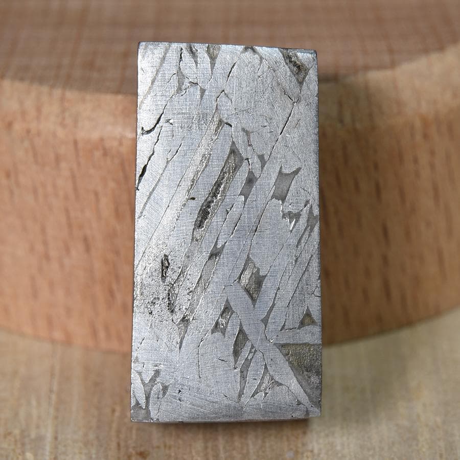 ★*★様 アルタイ隕石　隕石　メテオライト　直方体　鉄隕石　重さ19ｇ