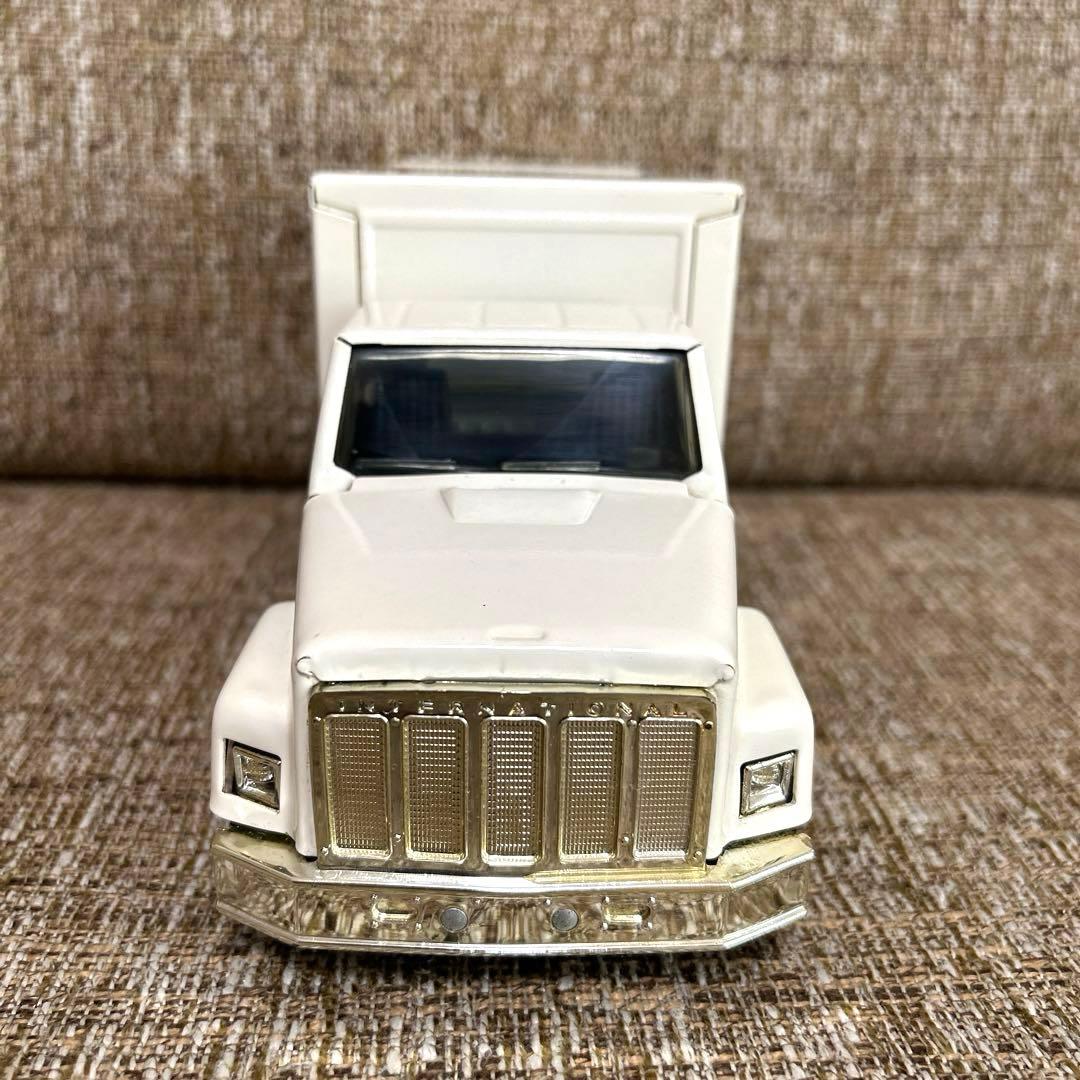 ダイキャストカーSee's CANDIESシーズキャンディズERTL社製トラック