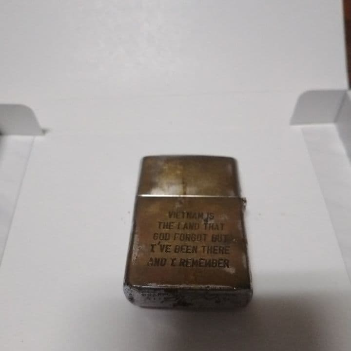 ベトナム戦争記念ライター 68-69 QUANG TRI